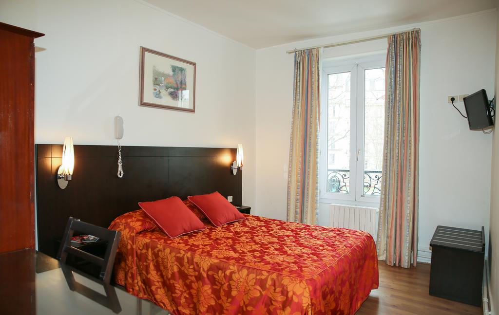 Фотография Amiot 2*