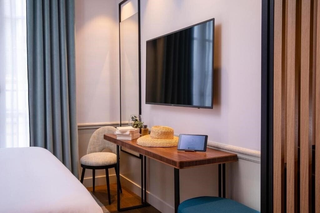 Фотография Victoria Palace 4*