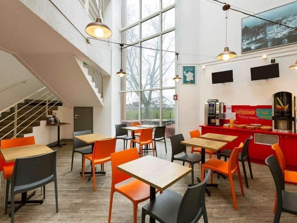 Картинка Premiere Classe Nemours 2*