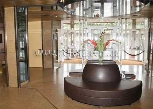 Отель Median Paris Congres 3*