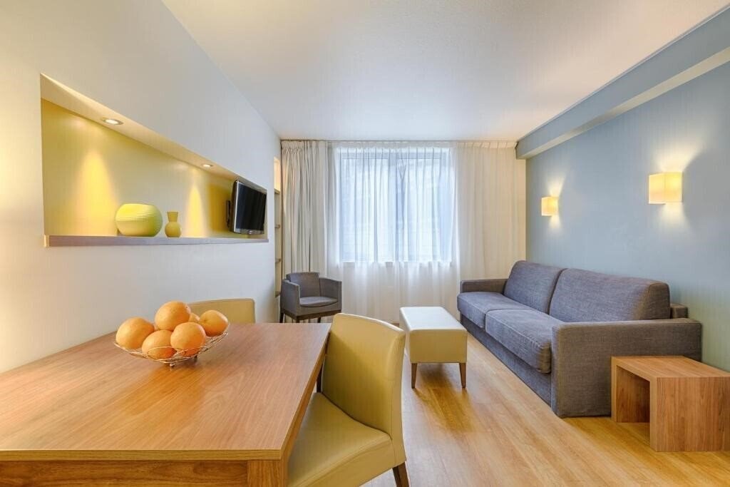 Отель Citadines Place D'Italie Paris 3*