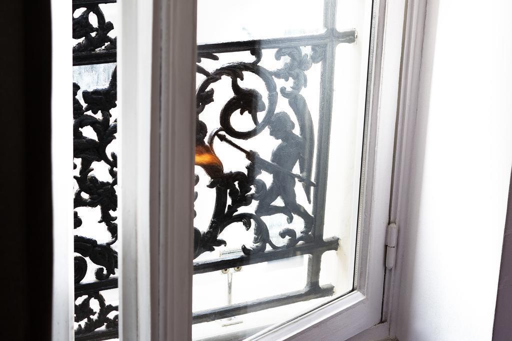 Картинка Maxim Folies 3*