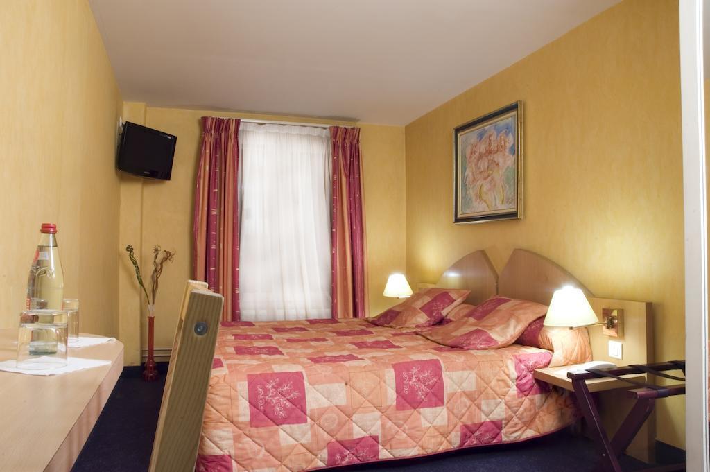 Отель Grand Hotel Du Calvados 3*