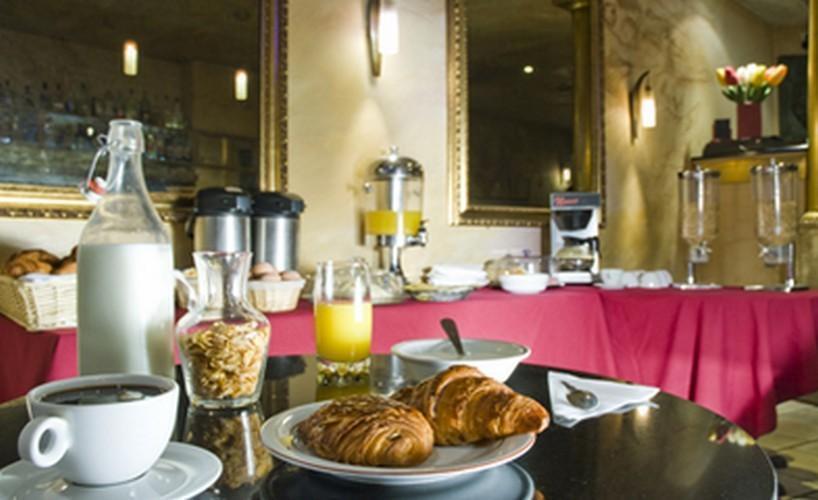 Фото Grand Hotel Du Calvados 3*