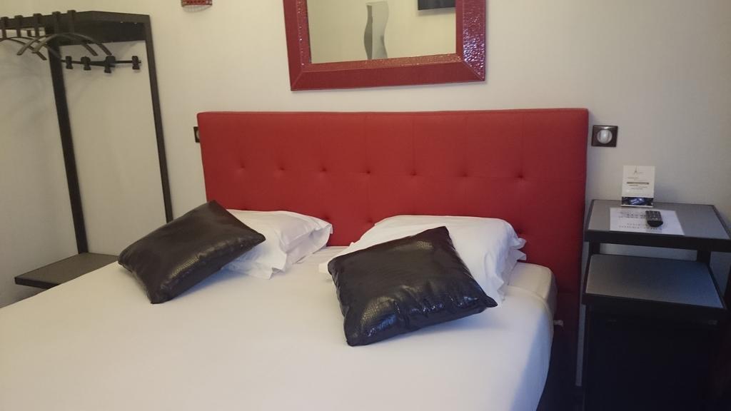 Отель Aida Marais 3*