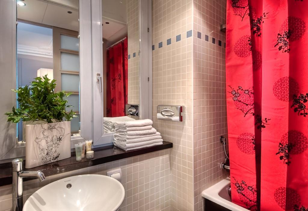 Фотография Best Western Paris Gare Saint Lazare 4*