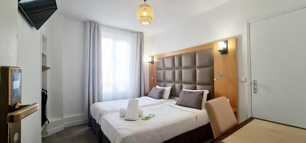 Отель Hotel De France 2*