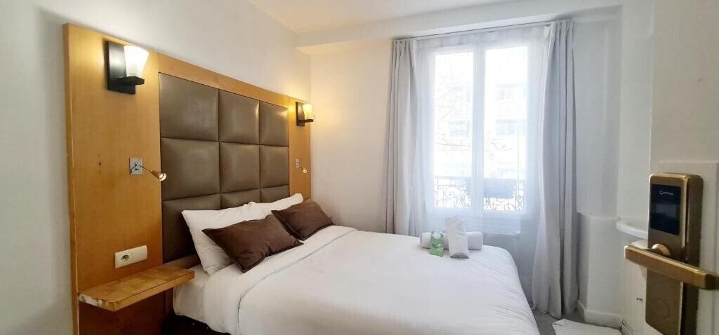 Изображение Hotel De France 2*