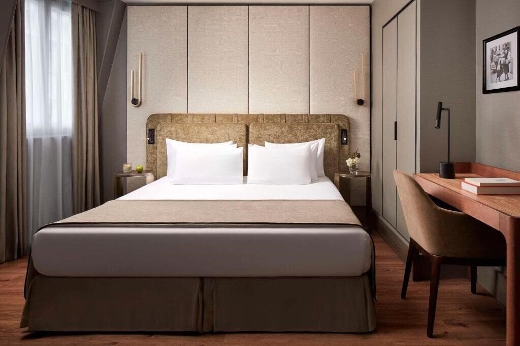 Фотография NH Paris Champs-Elysées (ex. Beauchamps) 4*