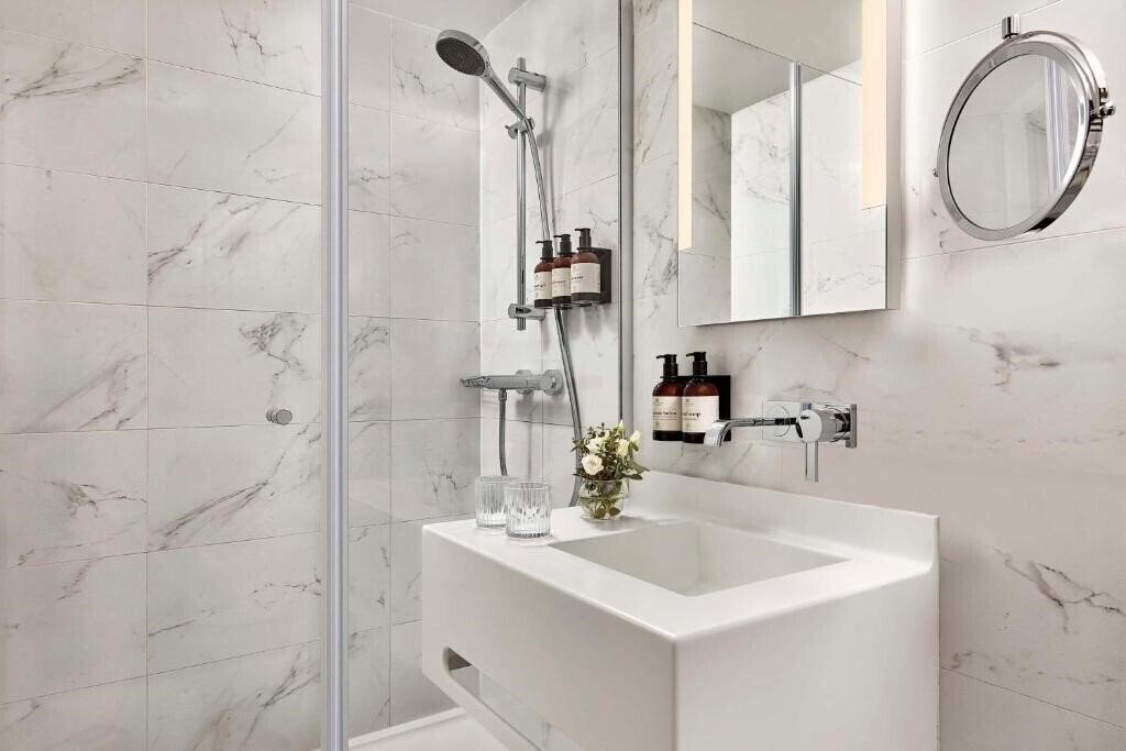 Картинка NH Paris Champs-Elysées (ex. Beauchamps) 4*