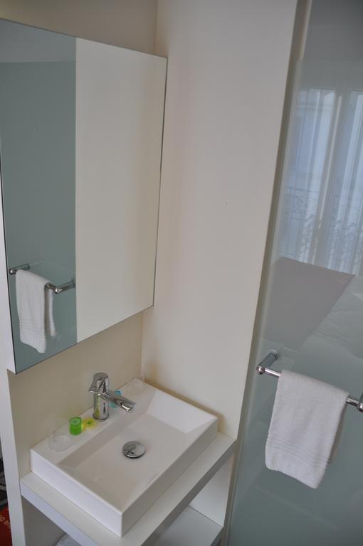 Фотография Ibis Styles Paris Montmartre Nord 3*