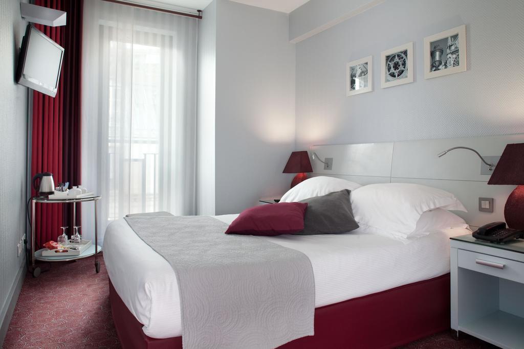 Отель Paris Bastille Hotel 3*