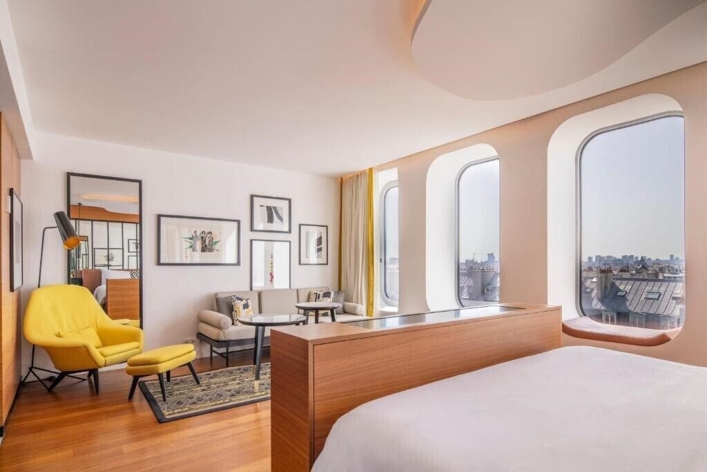 Изображение Renaissance Paris Republique 5*