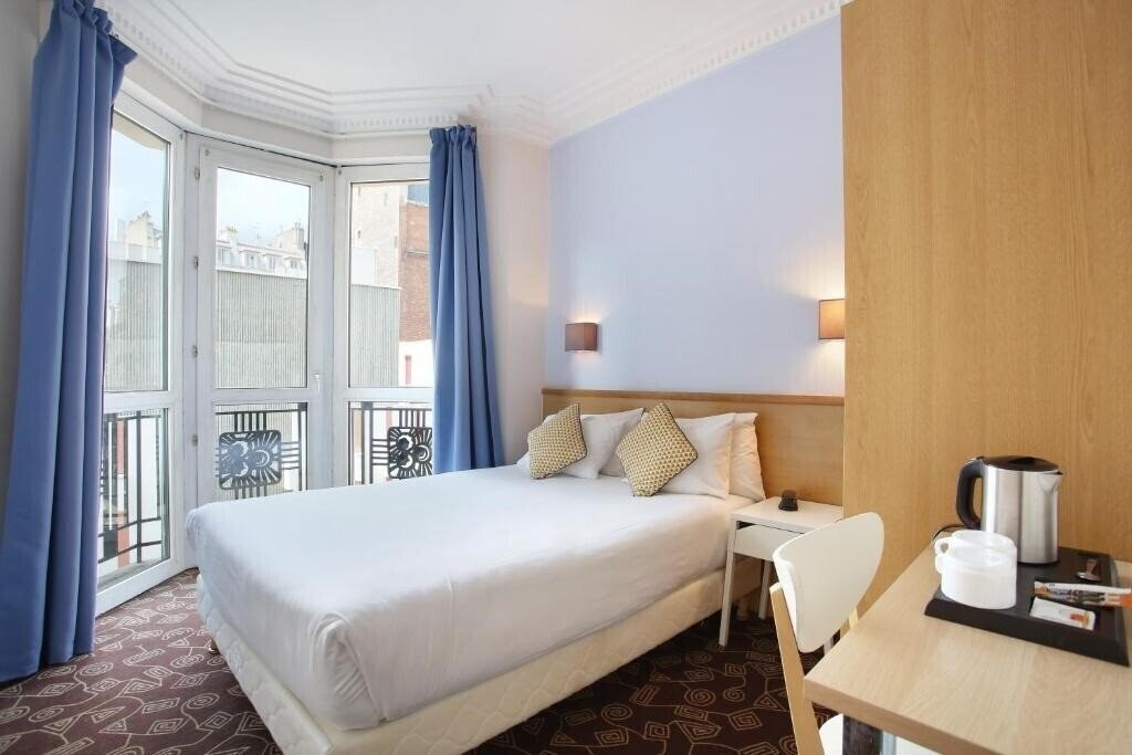 Отель Hotel Auguste (ex. Studio Hotel) 3*