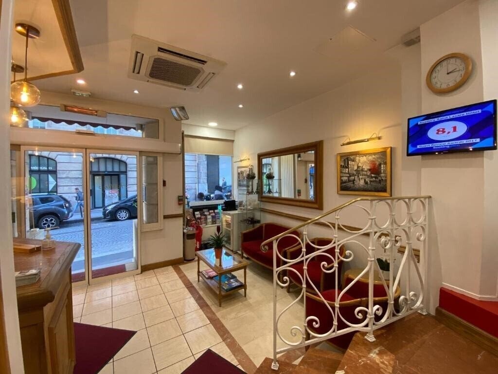 Фотография Austin'S Saint Lazare 3*