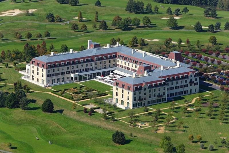 Фото Radisson Blu At Disneyland 4*