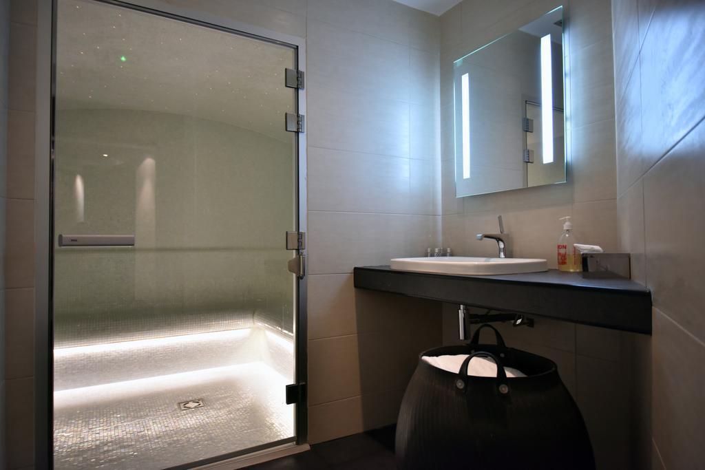 Отель Mon Hotel Lounge & Spa 4*