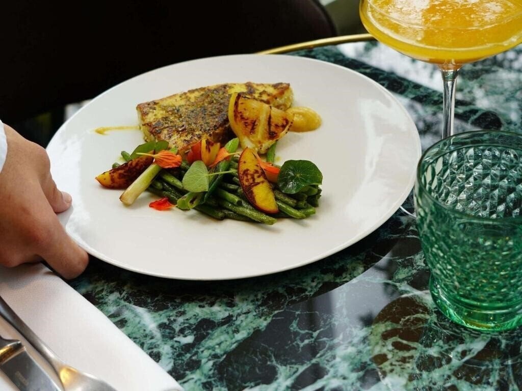 Изображение Pullman Paris Tour Eiffel 4*