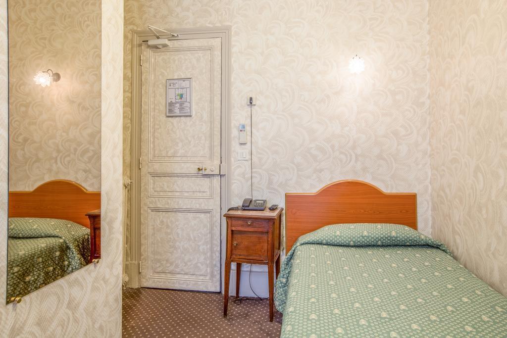 Фотография Prince Albert Louvre 2*