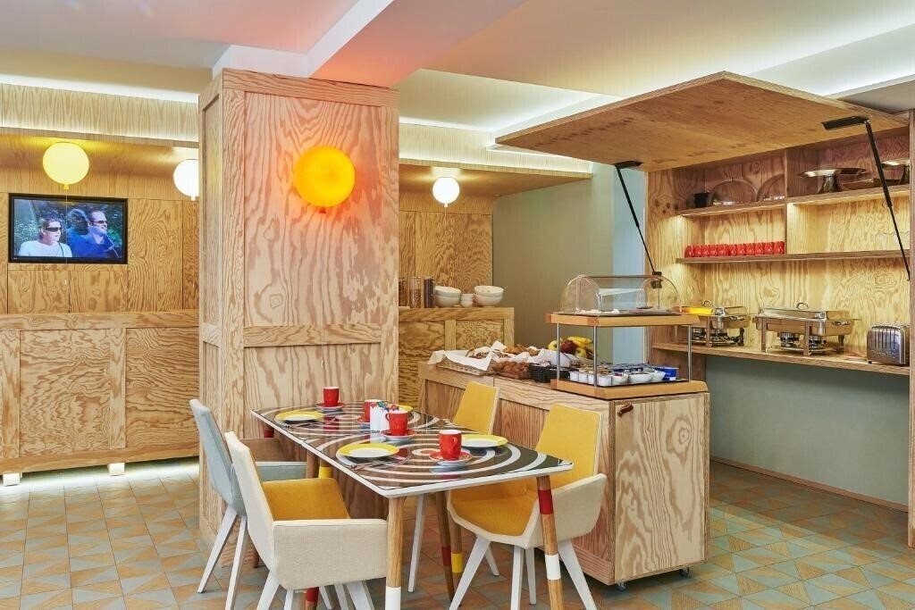 Картинка Astotel Joke 3*