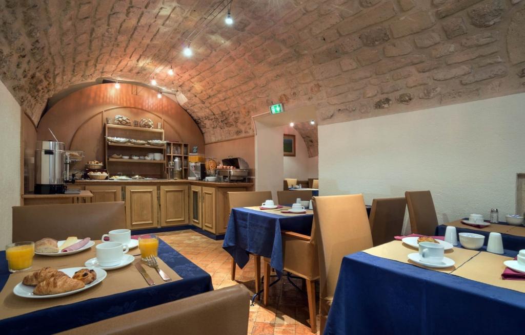 Картинка Lautrec Opera 3*