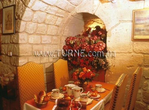 Картинка Newton Opera 3*