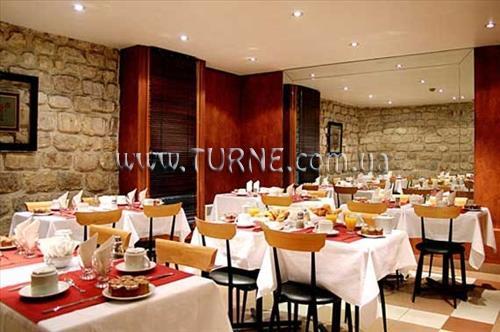 Фотография Pavillon Porte De Versailles 3*