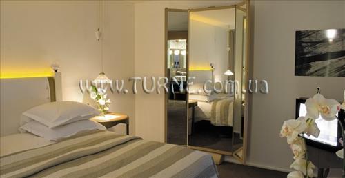 Отель Pershing Hall 4*