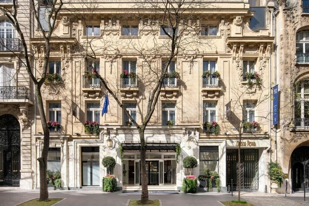 Картинка Renaissance Paris Nobel Tour Eiffel Hotel (ex. Renaissance Paris Hotel Le Parc Trocadero) 4*