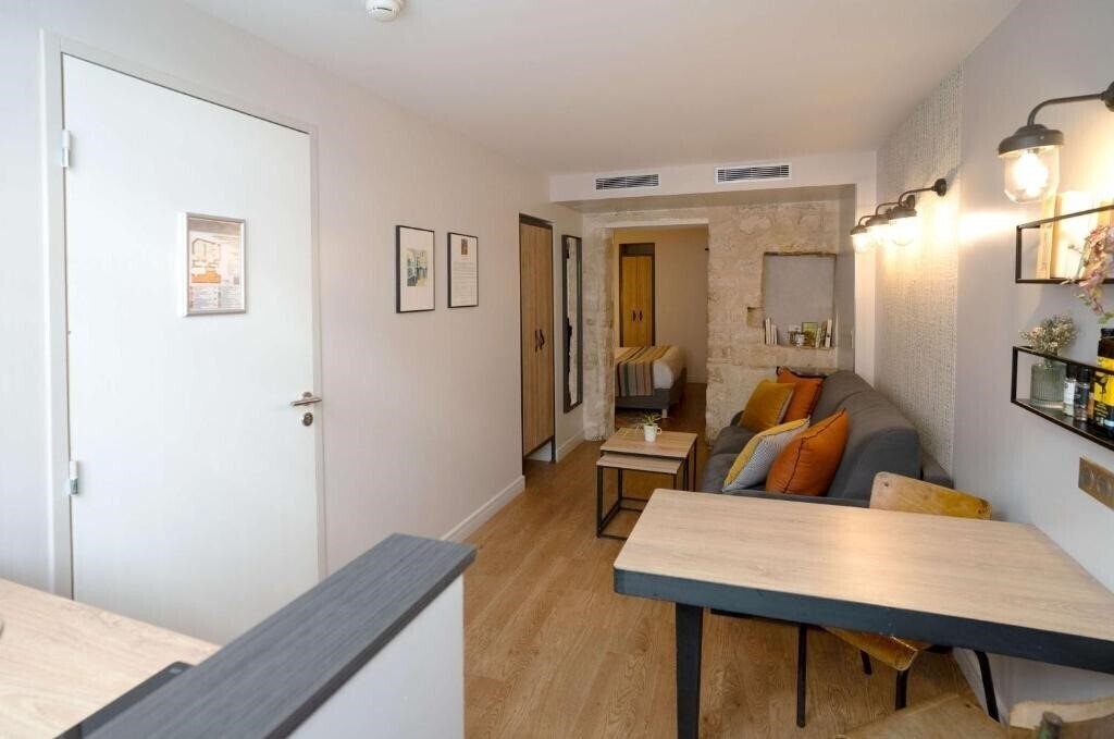 Фото Best Western Plus Hotel Litteraire Marcel Ayme 4*