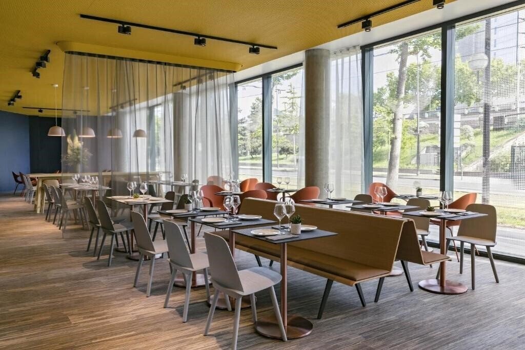 Картинка OKKO Hotels Paris Porte de Versailles 4*