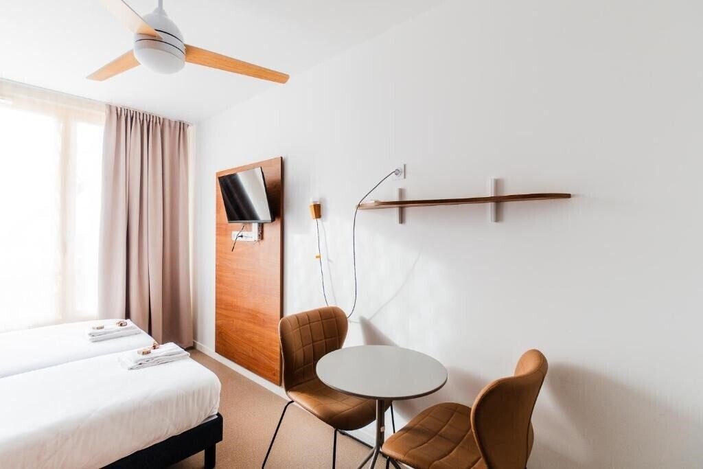 Изображение Ecla Paris Villejuif 3*