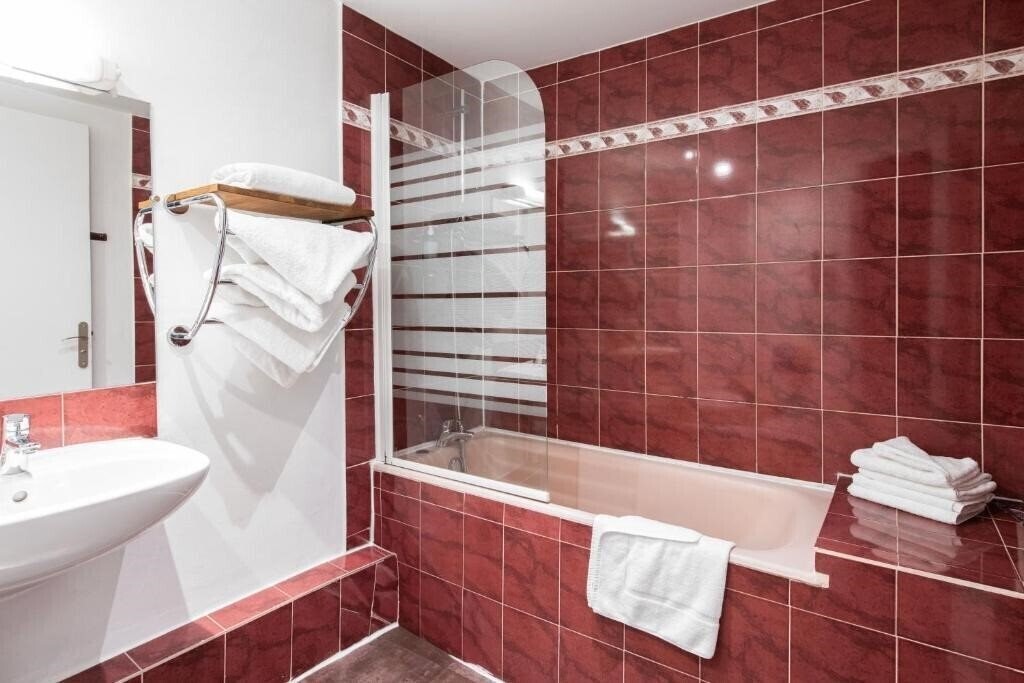 Фотография Grand Hotel de Paris 3*