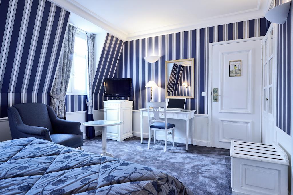 Отель Golden Tulip Washington Opera 4*