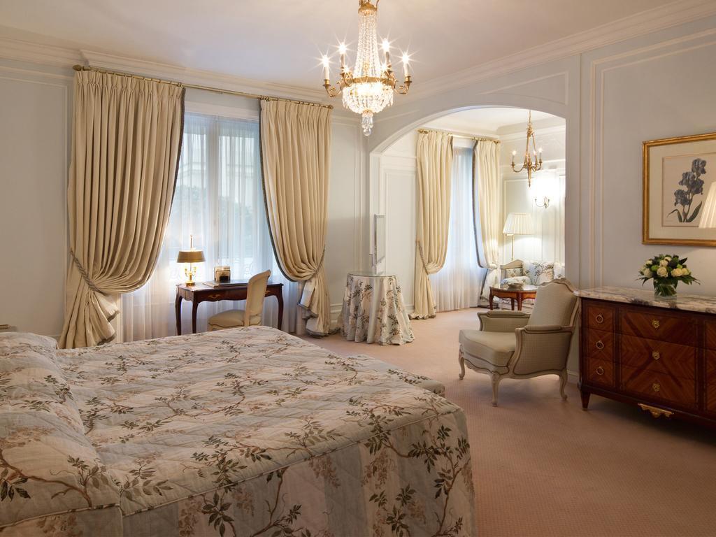 Картинка Le Bristol 2*