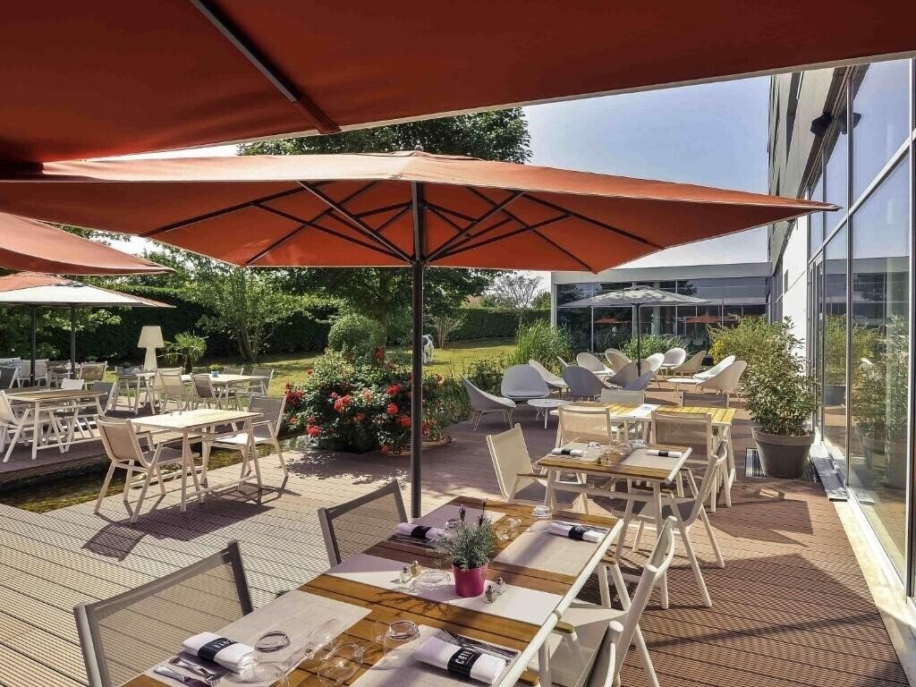 Отель Ambassadeur 3*