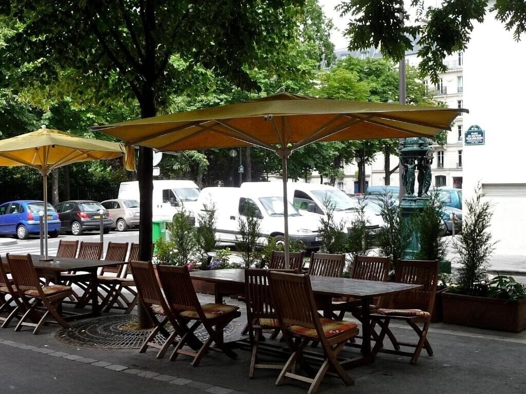 Фотография Hotel du Roi Rene 2*