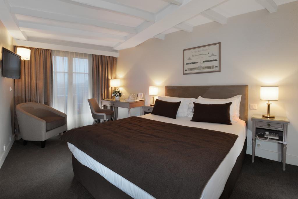 Отель Madeleine Plaza 4*