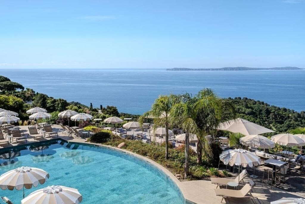 Отель Hotel La Villa Douce 4*