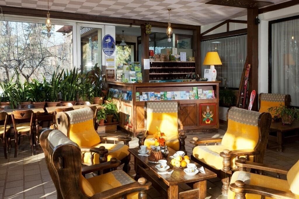 Фотография Hotel Restaurant Pavillon Carina (ex. Hotel Carina Pavillon) 2*