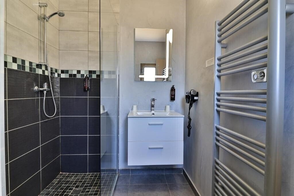 Фотография Logis Hotel Perla Riviera (ex. Hotel Perla Riviera) 3*