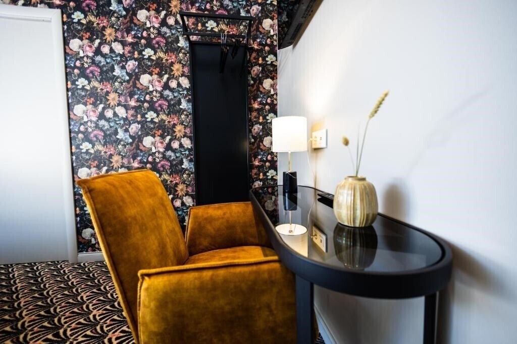 Изображение Hotel Paulette Rouen Centre Cathedrale 3*