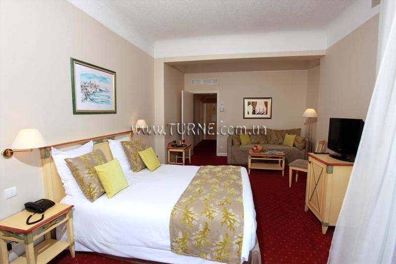 Изображение Hotel Bw Le Grand Pavois 3*