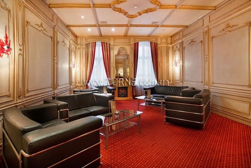 Отель Azimut Hotel Berlin Kurfurstendamm 3*