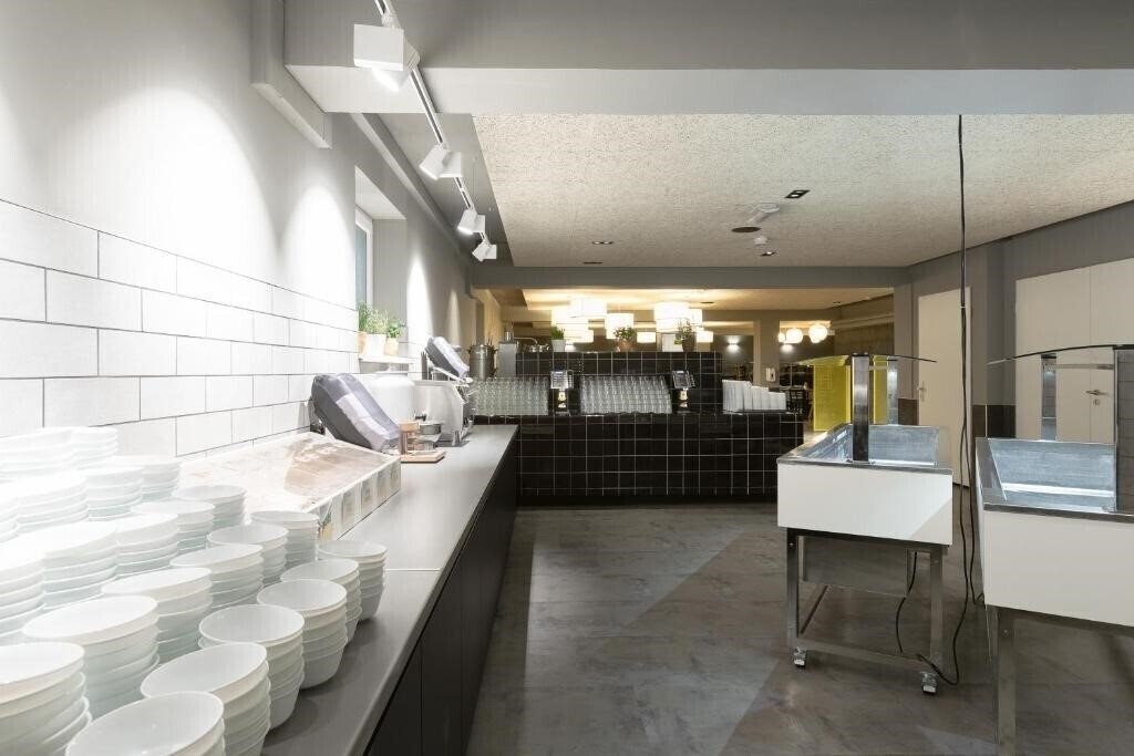 Фотография A&O Berlin Hauptbahnhof 2*