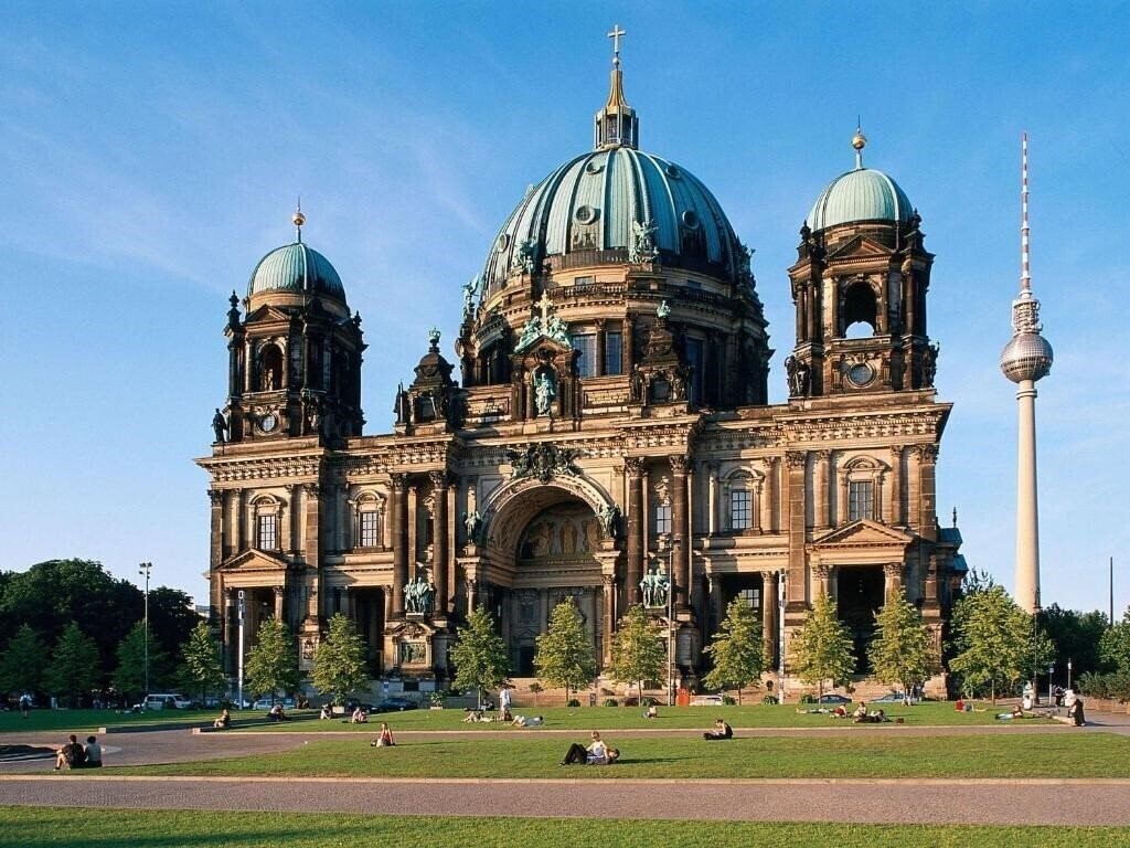 Картинка Hotel Novotel Berlin Mitte 4*