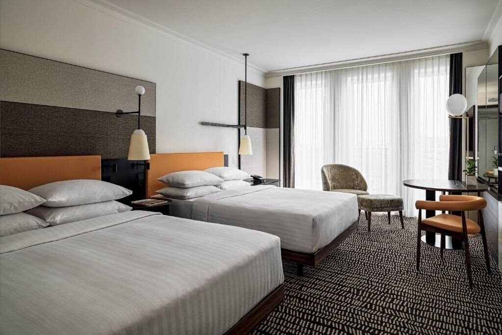 Отель Berlin Marriott Hotel 5*