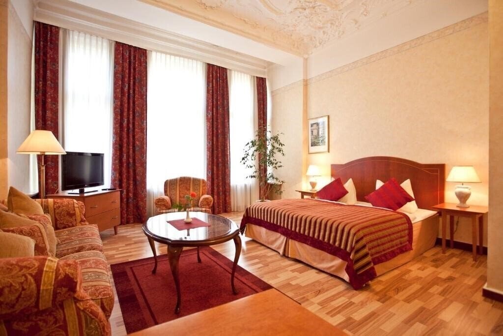 Картинка Comfort Hotel Auberge 3*