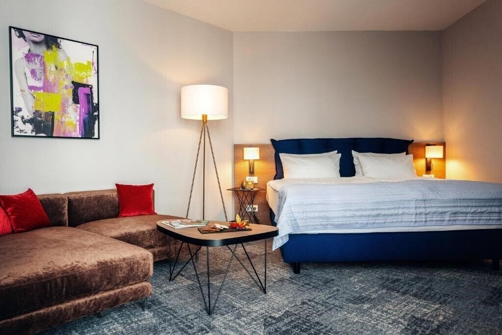 Фотография Holiday Inn Berlin City Center East Prenzlauer Alle 4*