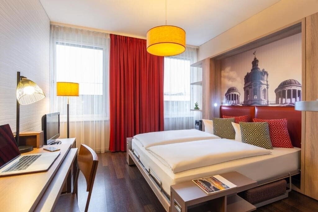 Отель Adagio Aparthotel Berlin Kurfurstendamm 4*